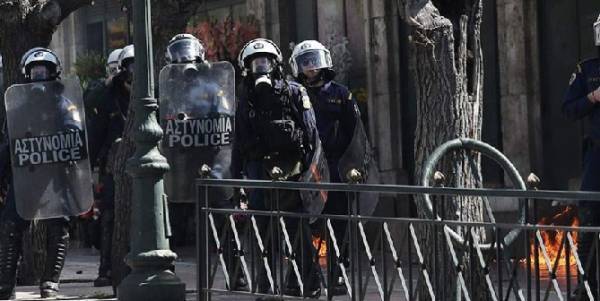 Ολοκληρώθηκαν τα μαθητικά συλλαλητήρια σε Αθήνα-Θεσσαλονίκη