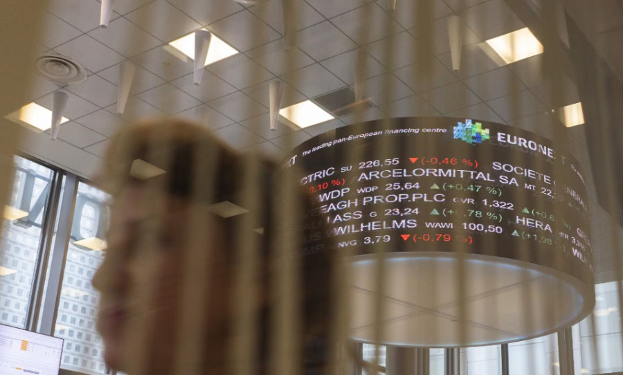 Επιφυλακτικές κινήσεις στις ευρωαγορές με τις κεντρικές τράπεζες στο επίκεντρο
