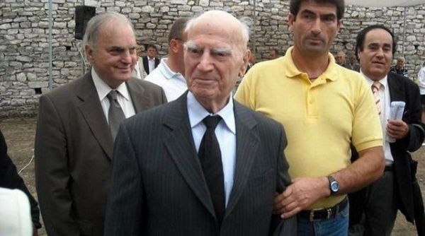 Πέθανε σε ηλικία 104 ετών ο πραξικοπηματίας Σ.Παττακός