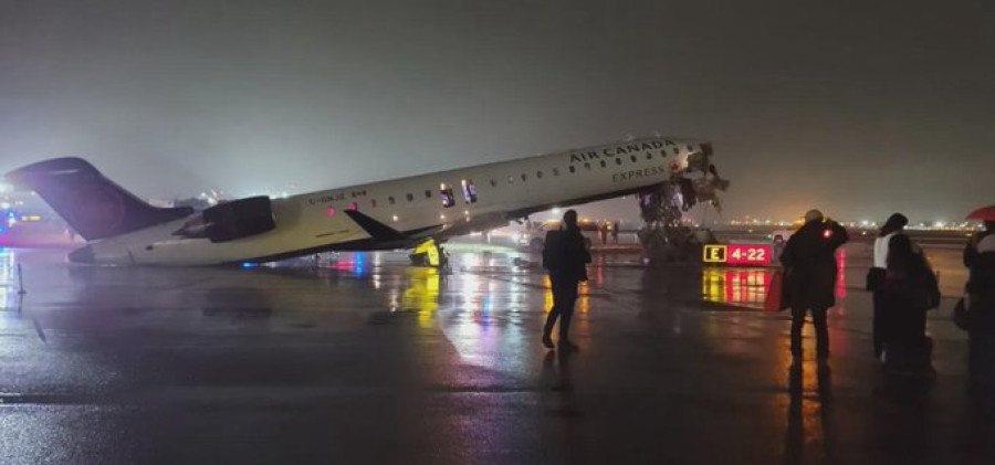 ΗΠΑ: Κλειστό το αεροδρόμιο LaGuardia μετά τη σύγκρουση αεροσκάφους με όχημα εδάφους
