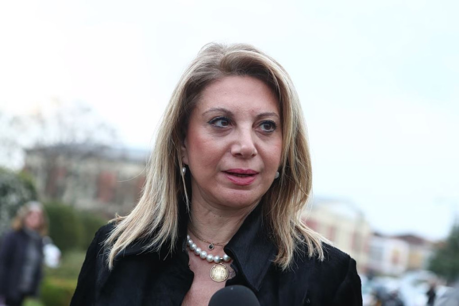Η Καρυστιανού ανοίγει τα «χαρτιά» της – Αποκαλυπτήρια του κόμματος και συμβολισμοί