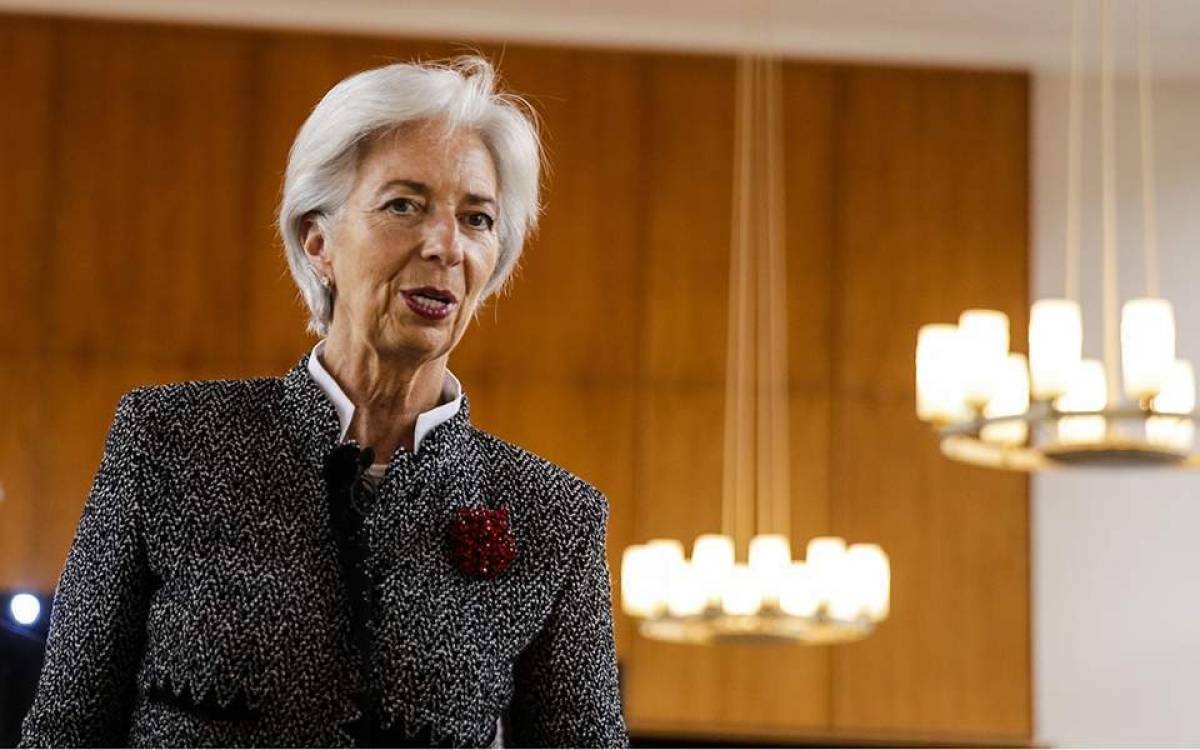 Λαγκάρντ: Δεν υπάρχει ήπιο σενάριο-Μέχρι 12% ύφεση στην ευρωζώνη