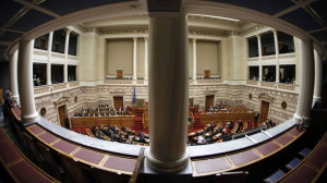 Πολυνομοσχέδιο: Η αποκωδικοποίηση των διατάξεων από Παπαθανάση και Σκρέκα