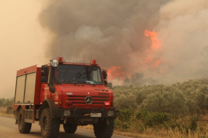 Περιορίστηκε το μέτωπο στη Σταμάτα- Μια προσαγωγή
