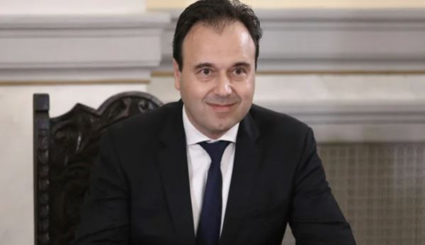 Παπαστεργίου: Επιστρατεύεται η τεχνολογία κατά της οπαδικής βίας-Το πλάνο «e-justice»