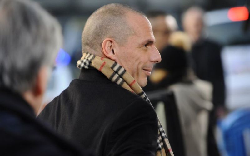 Δημοψήφισμα 2015-Βαρουφάκης: Δεν μας διώχνουν από το ευρώ-Πάμε στα δικαστήρια