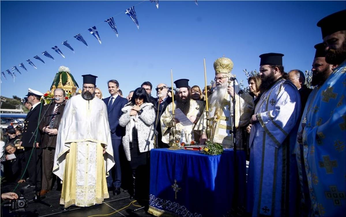 Μητσοτάκης: Φώτιση και Καμμένος, δύο έννοιες που δεν πηγαίνουν μαζί