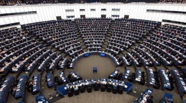 Αντιλαϊκό το Ευρωκοινοβούλιο, απ’ όπου σιτίζονται οι ευρωβουλευτές του ΚΚΕ!