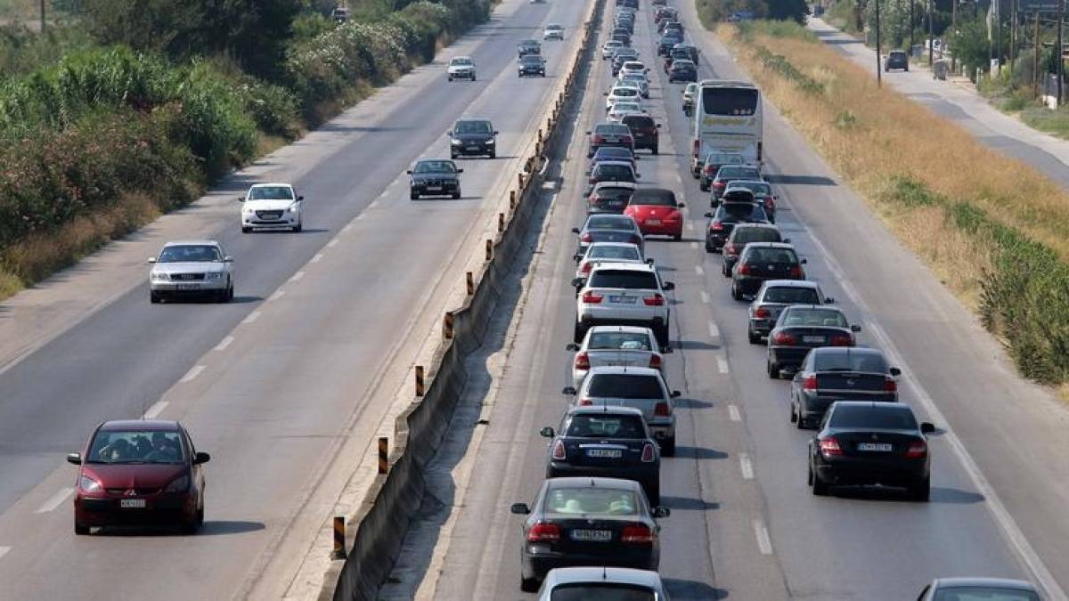 Τι προβλέπεται για τα τέλη κυκλοφορίας με το μήνα