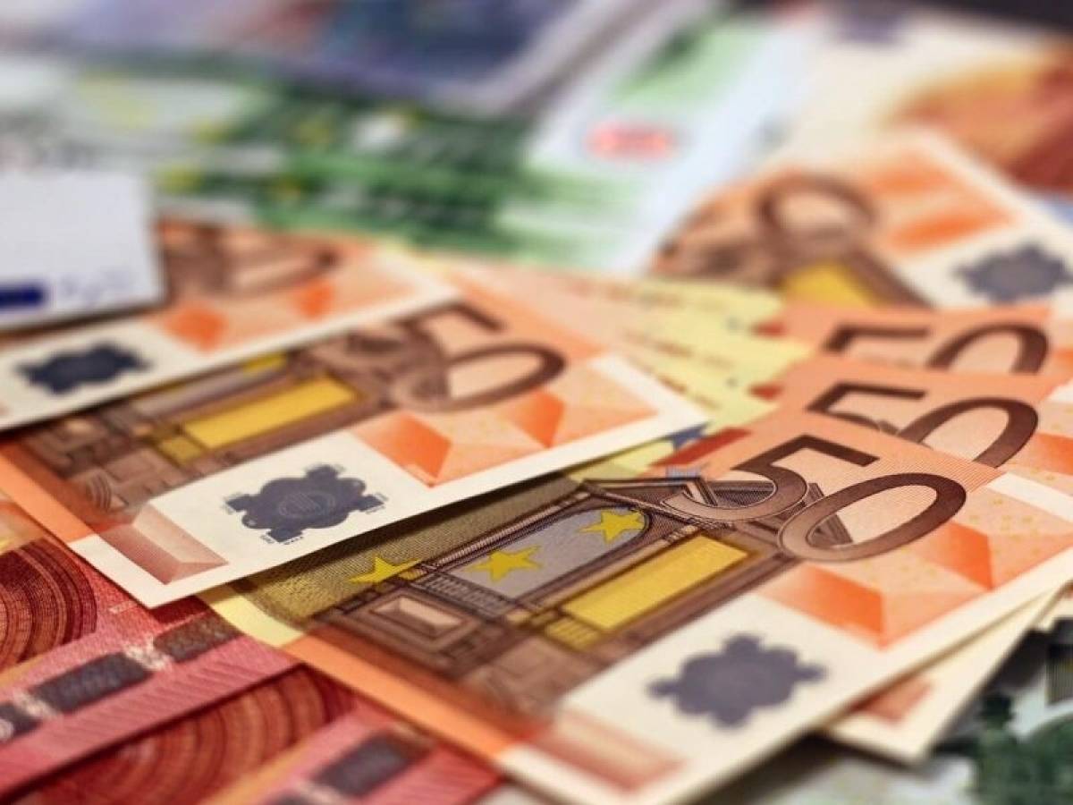 Ποιες εταιρίες(εισηγμένες και μη) δανείζονται χαμηλότερα από το δημόσιο