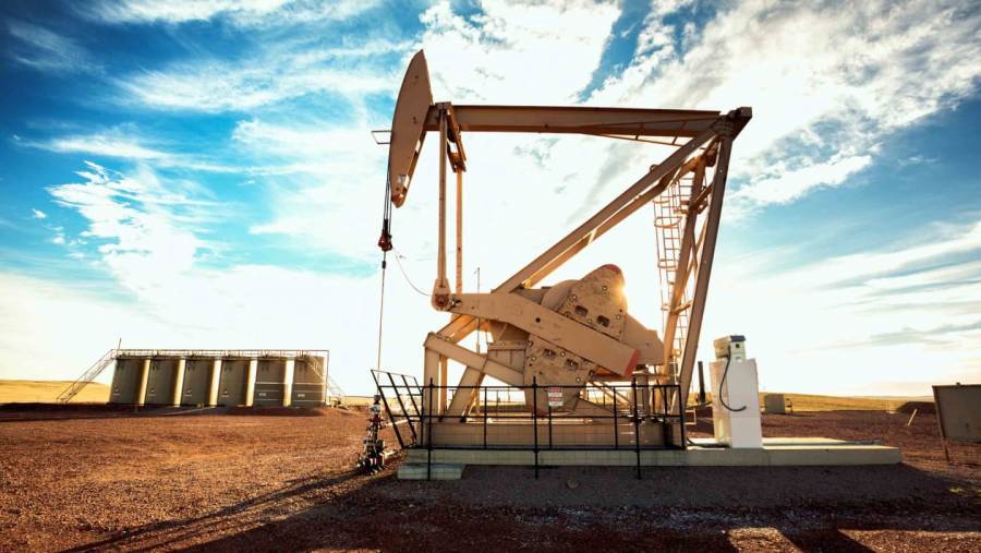 Μικρά κέρδη για το πετρέλαιο στη σκιά της Όμικρον