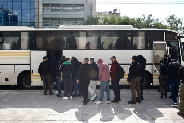 Pizza Fan: Στον εισαγγελέα οι 23 συλληφθέντες για φοροδιαφυγή - μαμούθ €25 εκατ.