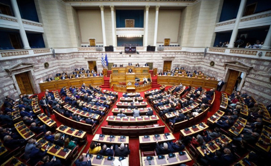 Βουλή: Εγκρίθηκε κατά πλειοψηφία η ενεργειακή συμφωνία Ελλάδας - Chevron