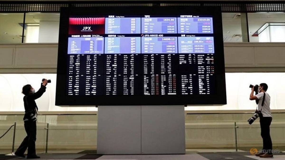 Στο «κόκκινο» οι ασιατικές αγορές-Ανησυχία για το αμερικανικό πακέτο τόνωσης