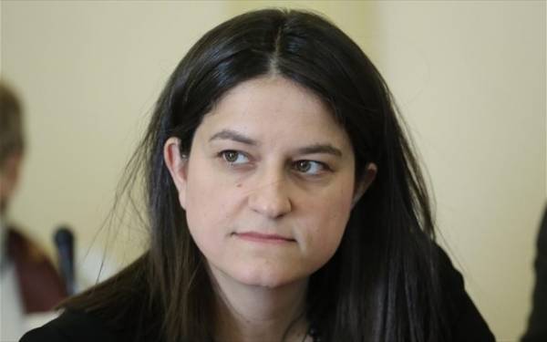 Κεραμέως: Το μεγάλο στοίχημα η εφαρμογή του νόμου του ασύλου