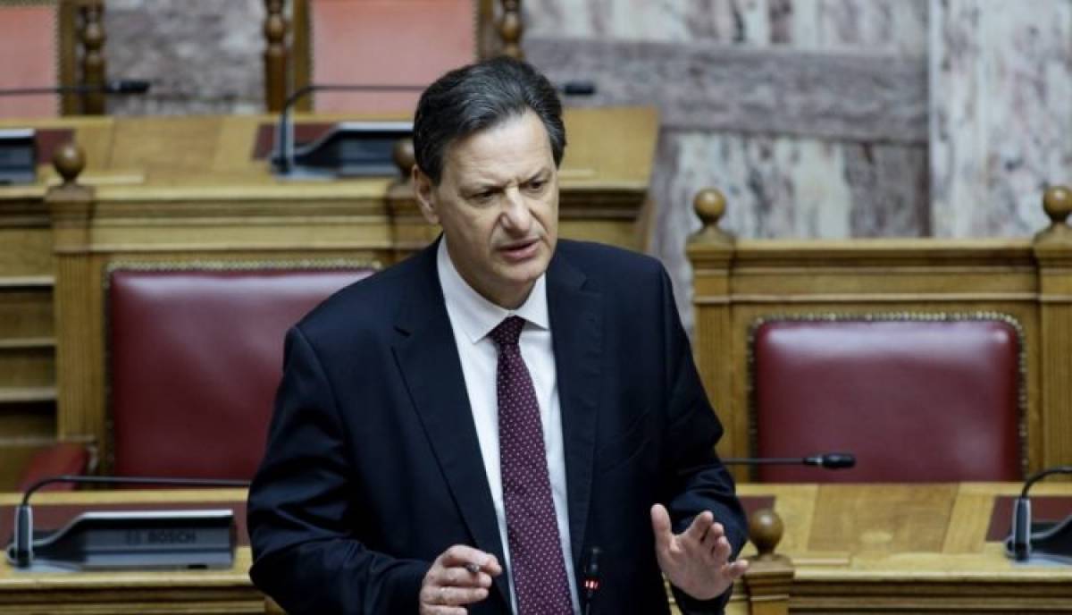 Σκυλακάκης: Χαμηλότερη ανάπτυξη, αλλά όχι ύφεση το 2022