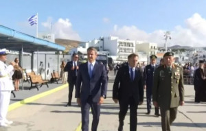 Στην Τήνο ο Κυριάκος Μητσοτάκης- Στην τορπιλάκατο Μυκόνιος