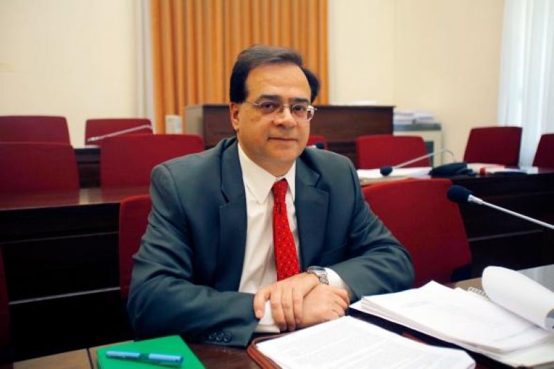 Χαρδούβελης: Όσο δεν βγαίνουμε αγορές, ο κίνδυνος Grexit θα παραμένει