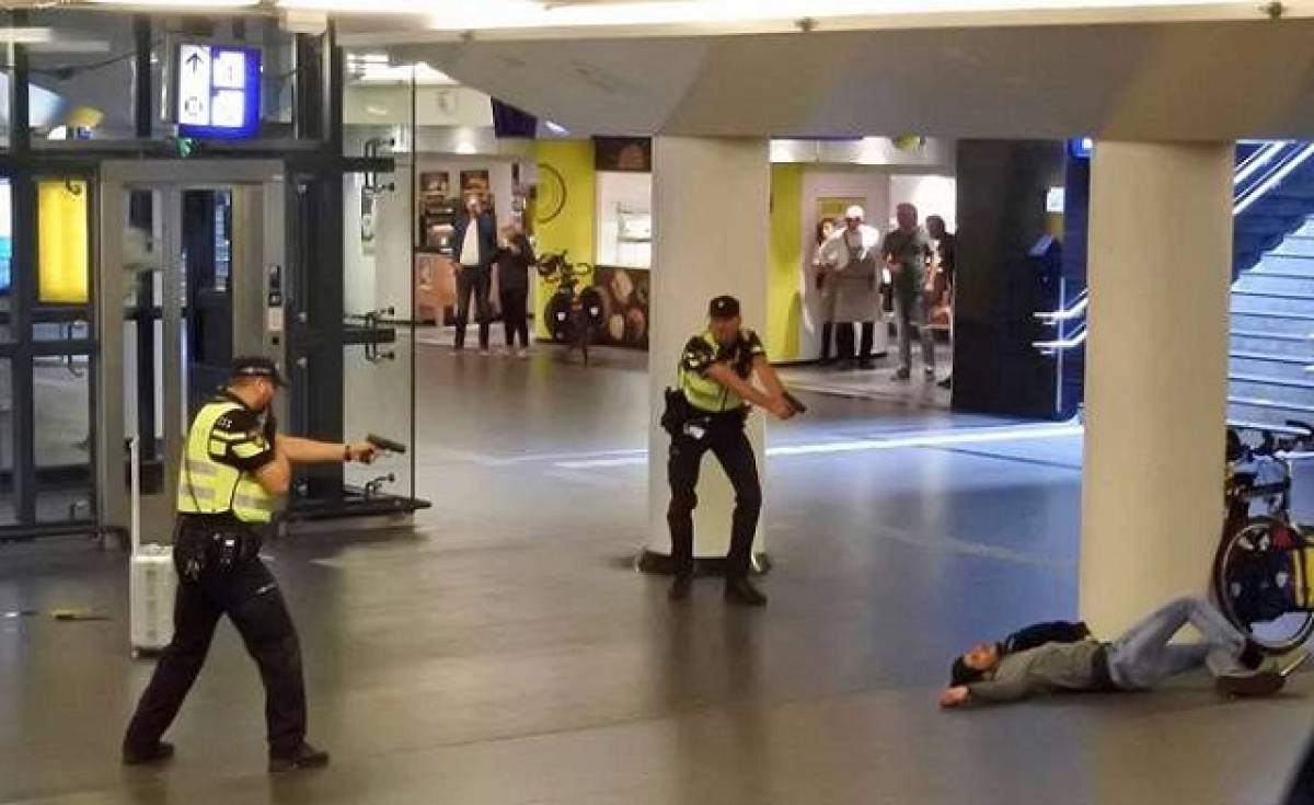 Δύο τραυματίες από επίθεση Αφγανού με μαχαίρι στο Άμστερνταμ