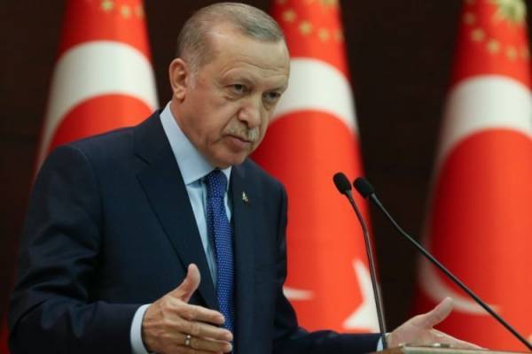 Ερντογάν: Θα υπερασπιστούμε τη «Γαλάζια Πατρίδα»-Ενισχύουμε τις ναυτικές μας δυνάμεις