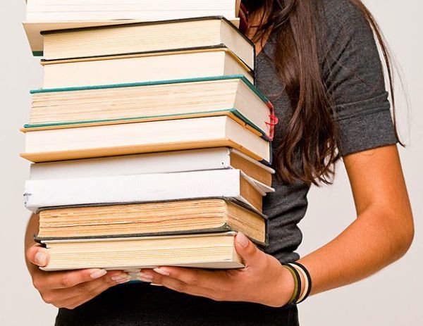Κανονικά η διανομή δωρεάν πανεπιστημιακών συγγραμμάτων στους φοιτητές