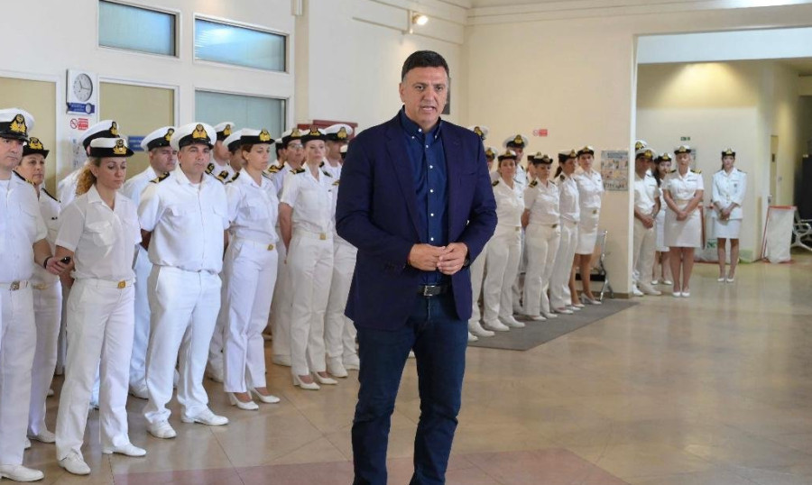 Κικίλιας: Το λιμάνι Πειραιά ενισχύεται με άλλους 50 λιμενικούς