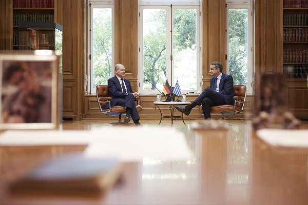 Τουρκικά ΜΜΕ για Μητσοτάκη-Σολτς: Η Ελλάδα παίζει με τη φωτιά