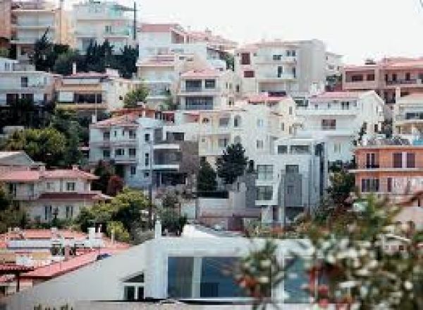 Νέα παράταση για την αναστολή των πλειστηριασμών ακινήτων σχεδιάζει η κυβέρνηση