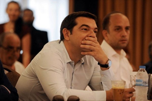 «Αμήχανη» ΠΓ ΣΥΡΙΖΑ: Μηνύματα σε Σόιμπλε, Λαγκάρντ και... Μητσοτάκη