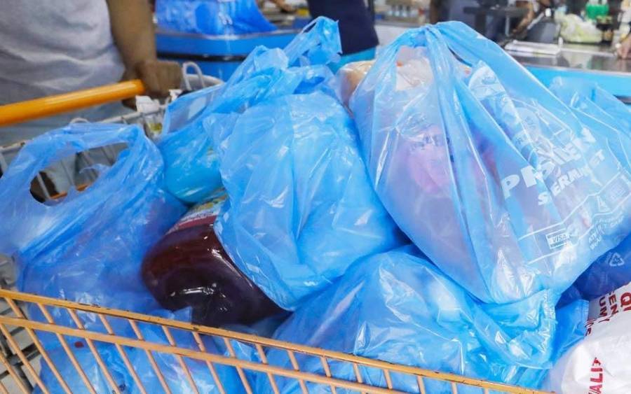 Στοιχεία για τη μείωση της Πλαστικής Σακούλας ζητά ο ΣΥΡΙΖΑ