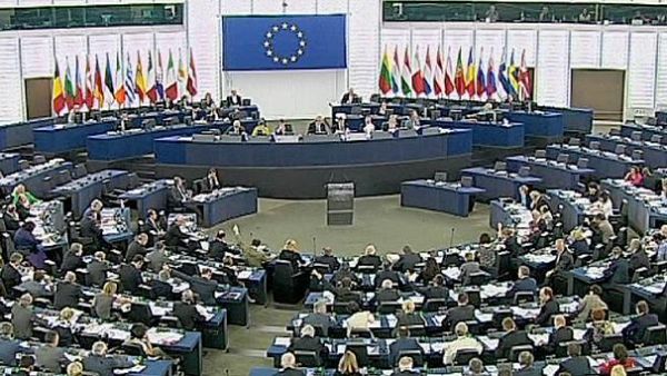 Ευρωκοινοβούλιο: Εγκρίθηκε η άμεση χρηματοδότηση της Ελλάδος