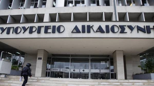 Υπουργείο Δικαιοσύνης: "Εργολαβική" η δημοσιοποίηση του video από τις φυλακές