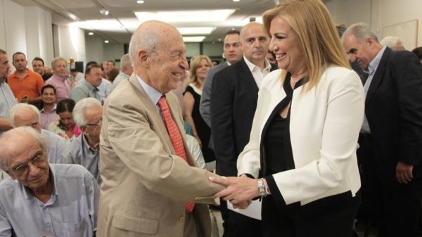 Η συνάντηση Γεννηματά - Σημίτη και ο μονόδρομος του ενιαίου Κέντρου