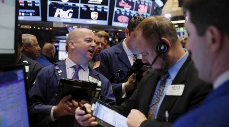 Πρόσω ολοταχώς για τις 20.000 μονάδες ο Dow Jones