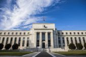 Fed: Η οικονομία των ΗΠΑ συνέχισε να αναπτύσσεται