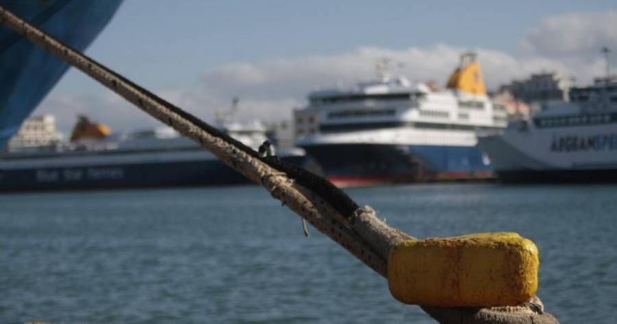 Δεμένα τα πλοία στα λιμάνια: Έντονη αντίδραση ΣΕΕΝ-Καλεί την ΠΝΟ να αλλάξει... ρότα