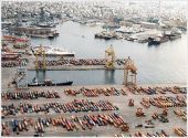 Μόνο το 5% των φορτίων θα ελέγχουν πλέον τα τελωνεία