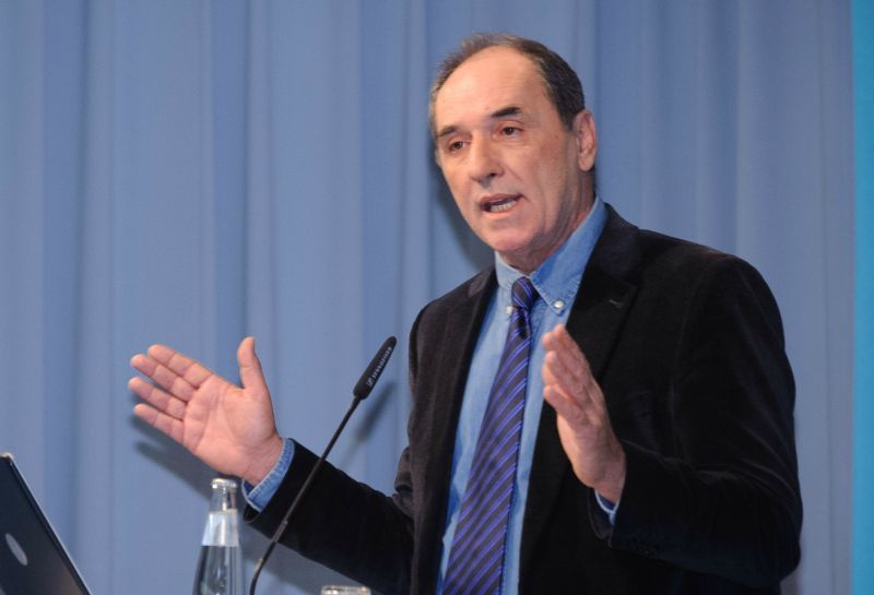 Σταθάκης: «Είμαστε πέμπτοι στην Ευρώπη σε απορρόφηση του πακέτου Γιούνκερ»