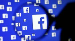 Το Facebook διαγράφει «ύποπτους» λογαριασμούς