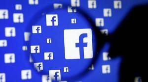 Το Facebook διαγράφει «ύποπτους» λογαριασμούς