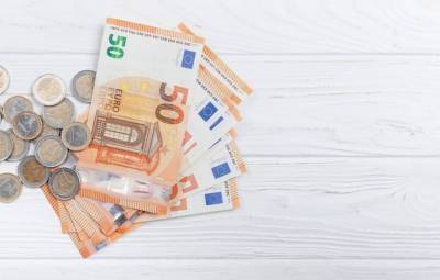 Επιστρεπτέα Προκαταβολή 4: Πιστώνονται 420 εκατ. ευρώ σε 79.004 δικαιούχους