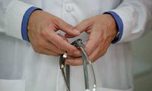 Ανεστάλη η στάση εργασίας των νοσοκομειακών γιατρών