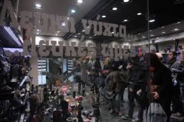 «Λευκή Νύχτα» διοργανώνουν οι δήμοι Αμαρουσίου και Ιλίου