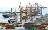 Αυξητικά τα φορτία της Cosco στο λιμάνι του Πειραιά
