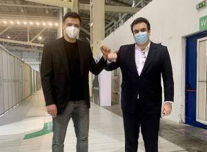Στο εμβολιαστικό κέντρο Ελληνικού Κικίλιας-Πιερρακάκης: Το μεγαλύτερο υγειονομικό εγχείρημα