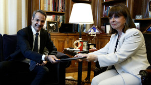 Συνάντηση Σακελλαροπούλου- Μητσοτάκη αύριο (27/7) στο Προεδρικό Μέγαρο