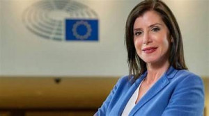 Στο εδώλιο η Ασημακοπούλου και άλλα τρία πρώην στελέχη της Ν.Δ. για τη διαρροή e-mail αποδήμων