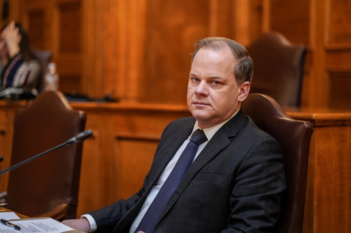 Ποιοι συμμετέχουν στην προανακριτική για τον Καραμανλή