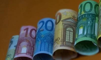 Επίδομα 534 ευρώ: Ποιοι θα δουν χρήματα στους λογαριασμούς τους