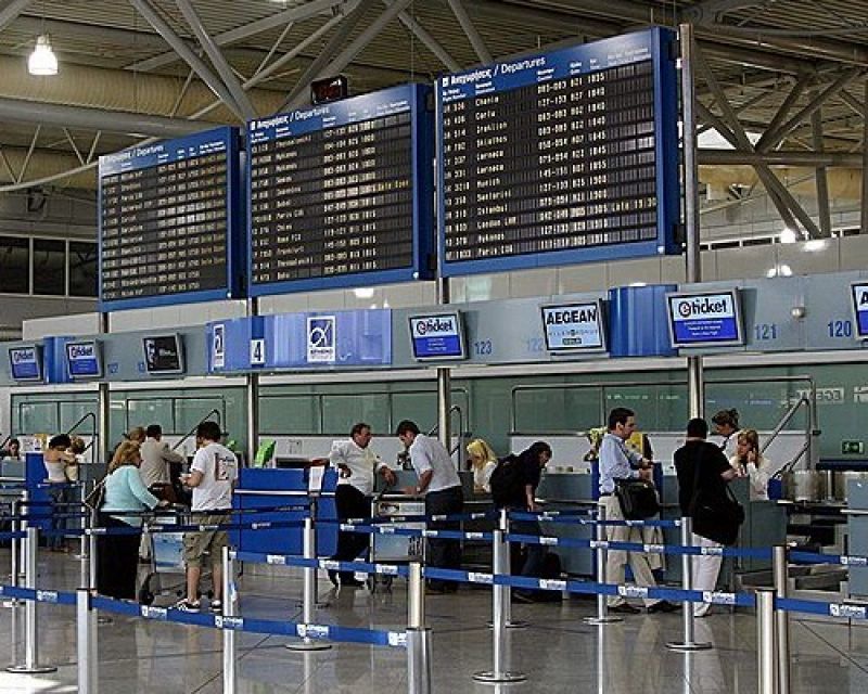 Αυξημένη η κίνηση στο Ελ. Βενιζέλος τον Ιούνιο